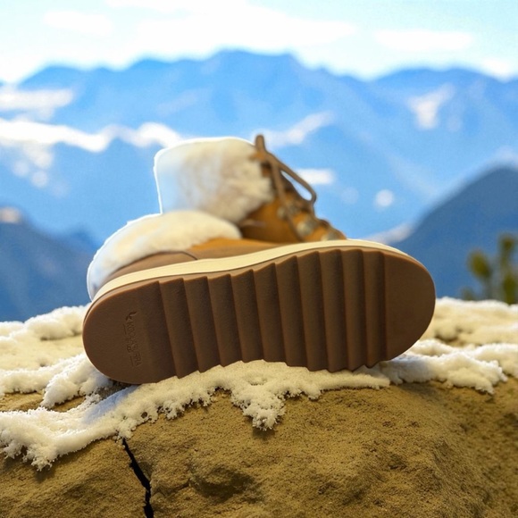 UGG Kookaburra Tinlee Cozy Fur-Lined Tan Lace-Up Boots - Picture 11 of 12